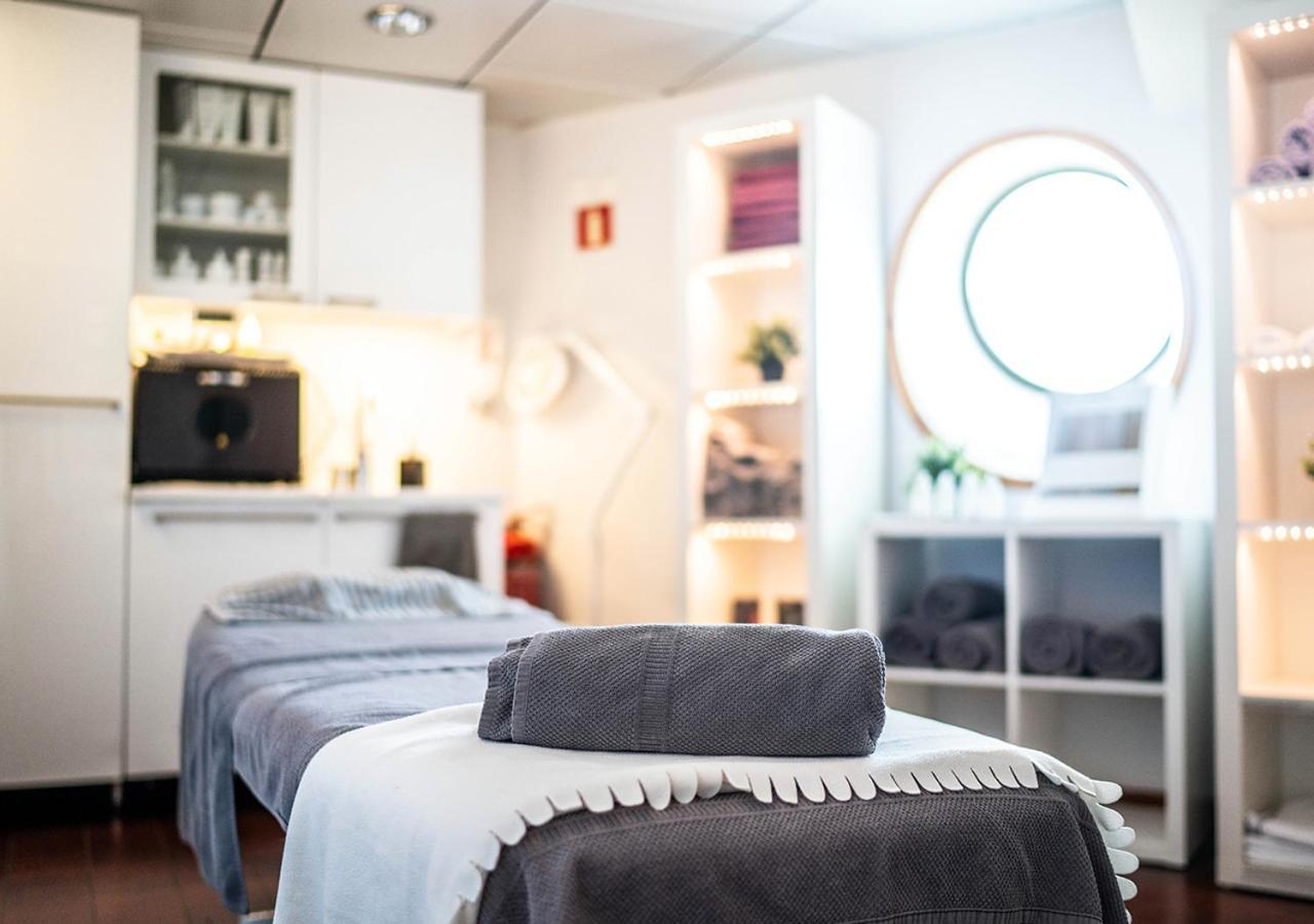 Viking Line Ferry Gabriella - 2-Night Cruise Stockholm-Helsinki-Stockholm Hotel Eksteriør billede
