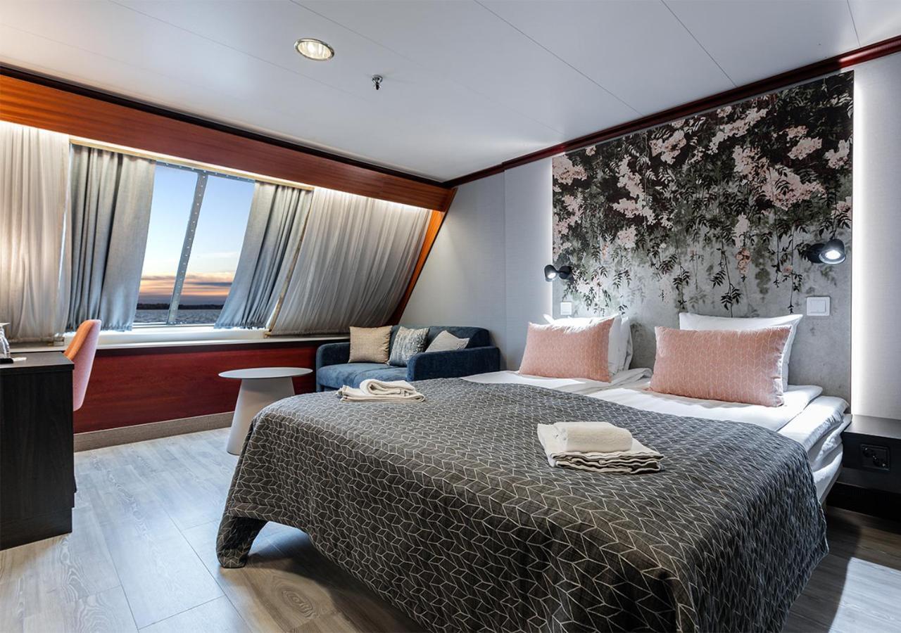Viking Line Ferry Gabriella - 2-Night Cruise Stockholm-Helsinki-Stockholm Hotel Værelse billede